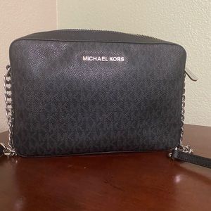 Michael Kors crossbody